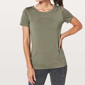 Lululemon Swiftly Relaxed Short Sleeve